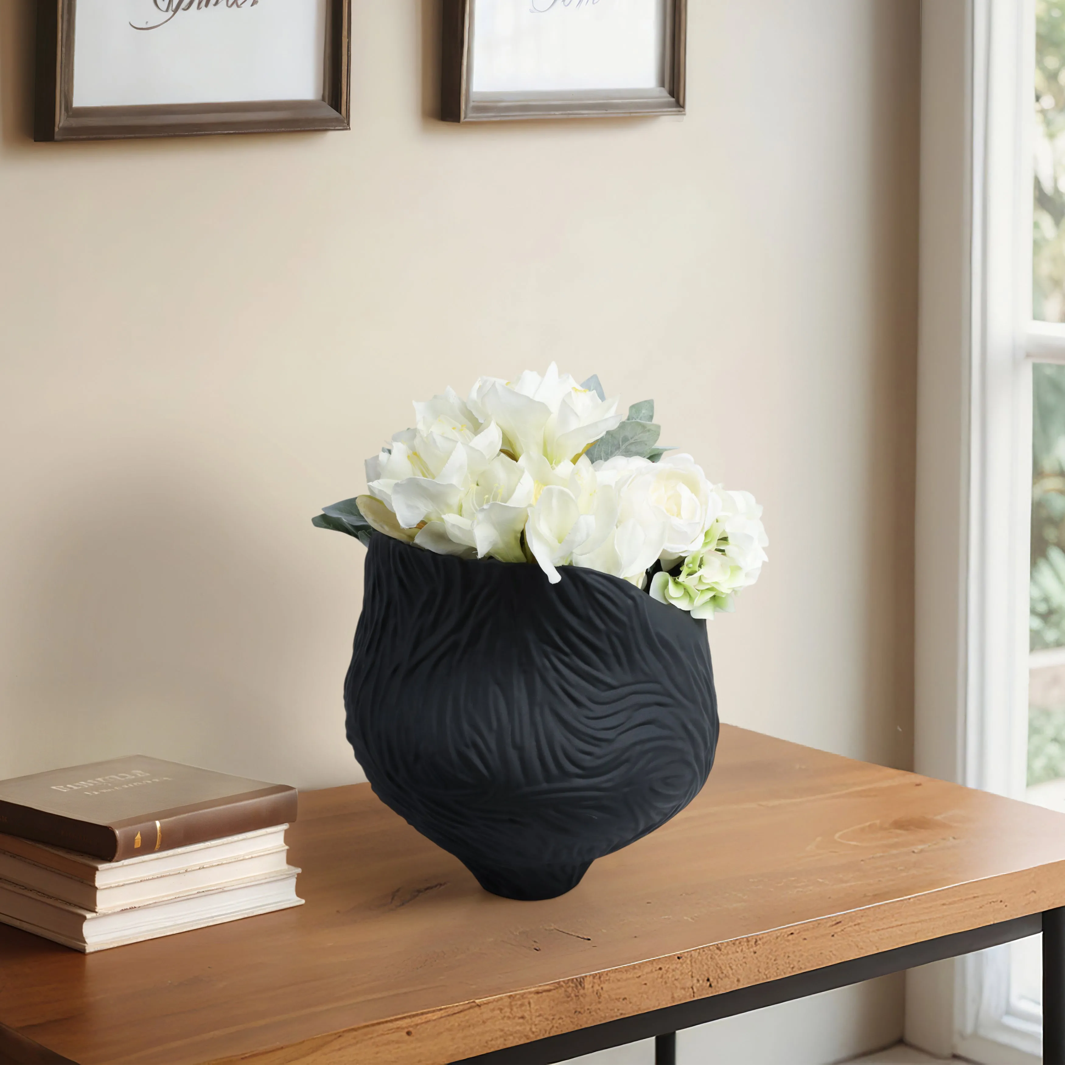 16"trevino Large 3d Printed Porcelain Vase, Blk