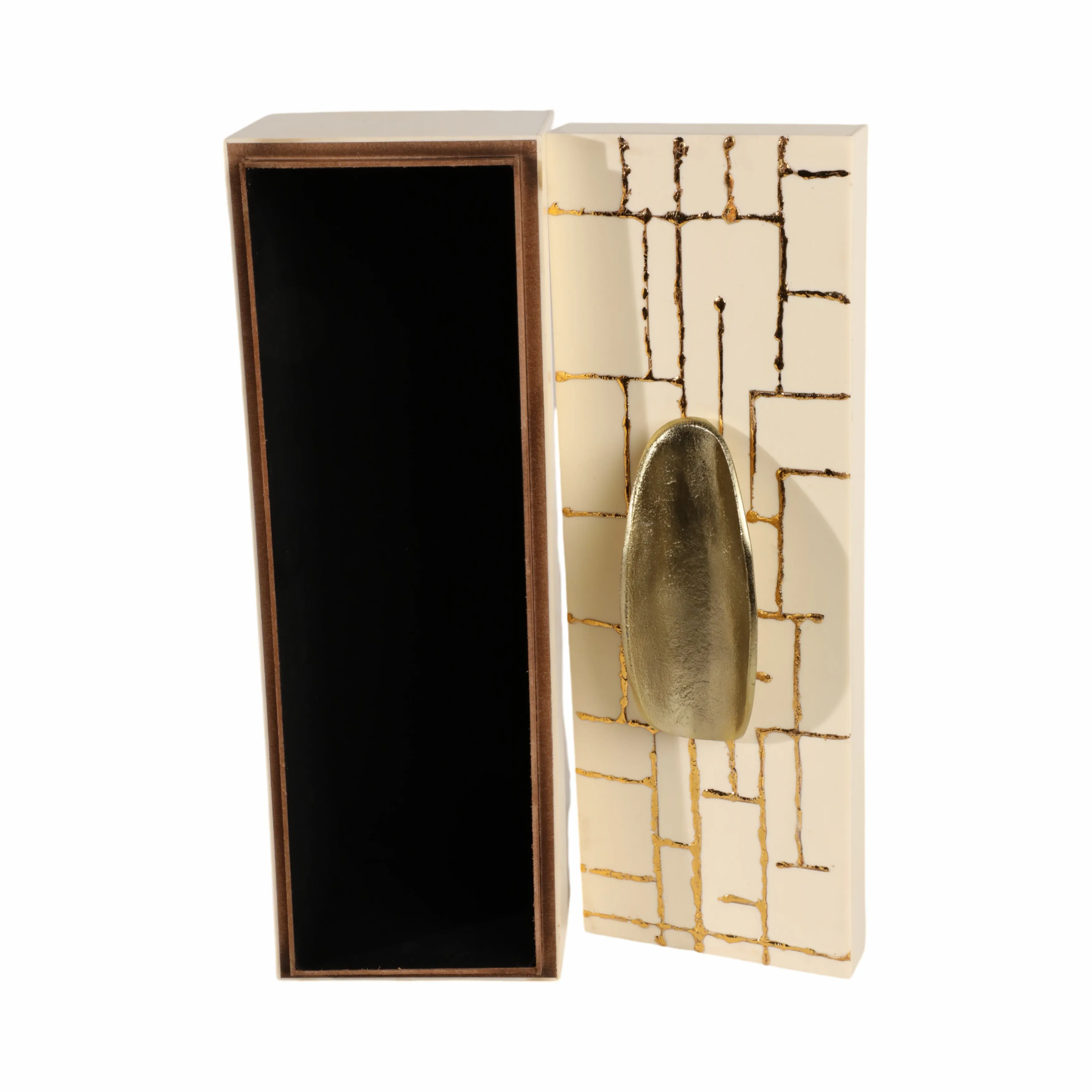18" Gomez Gold Resin Box