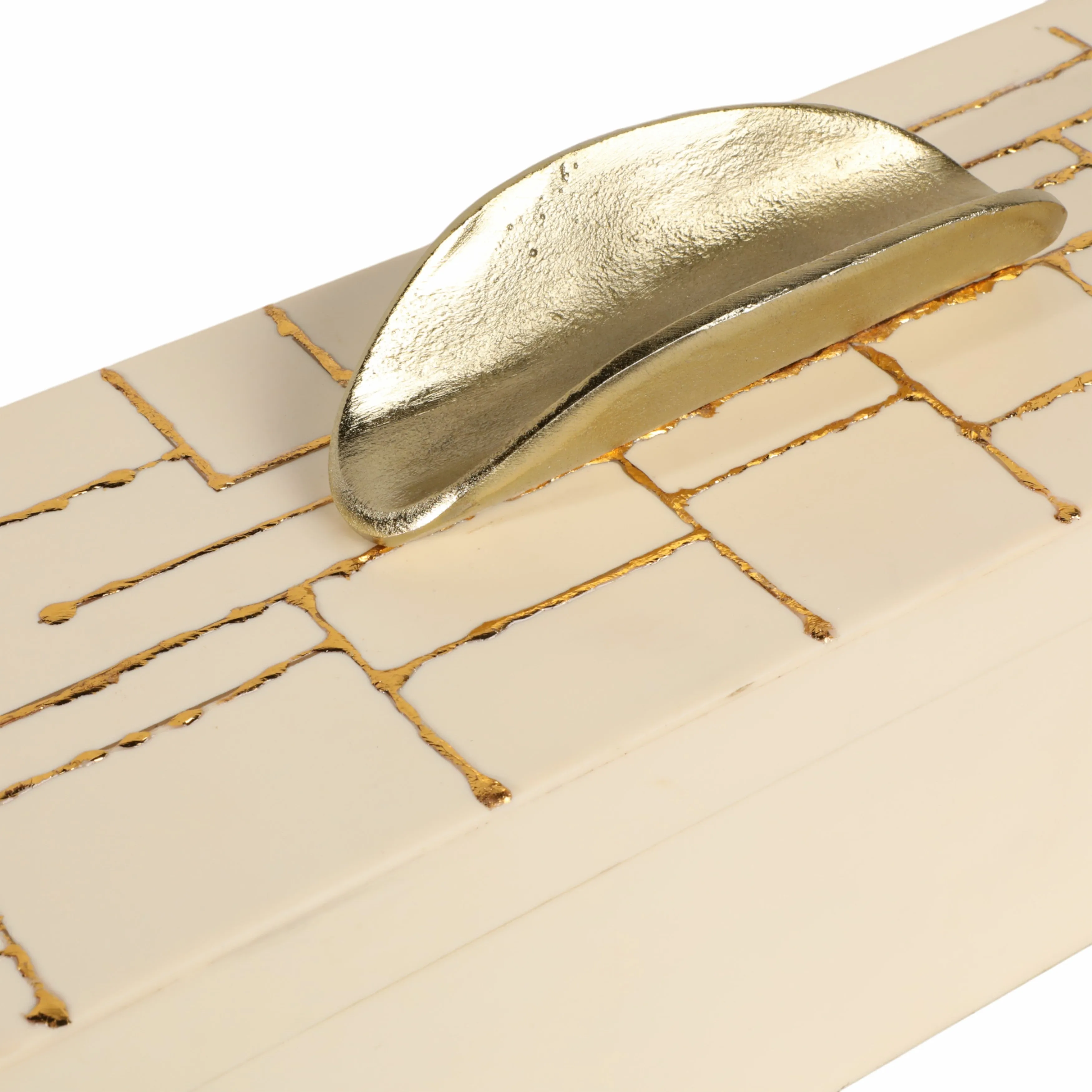 18" Gomez Gold Resin Box