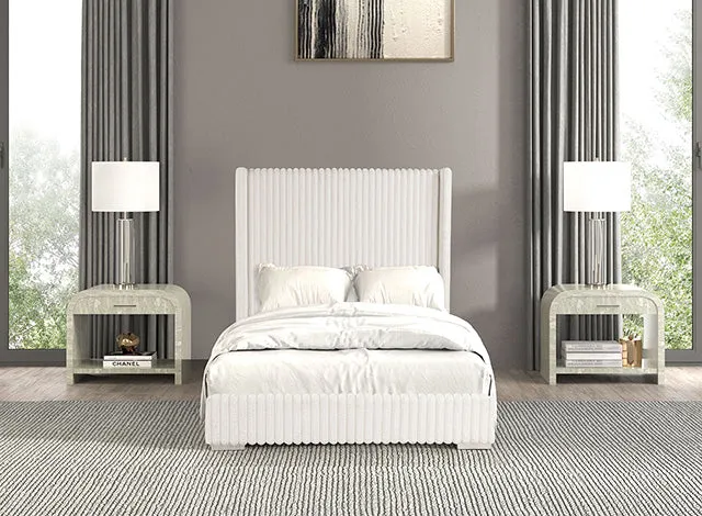 Cadwell E.King Bed