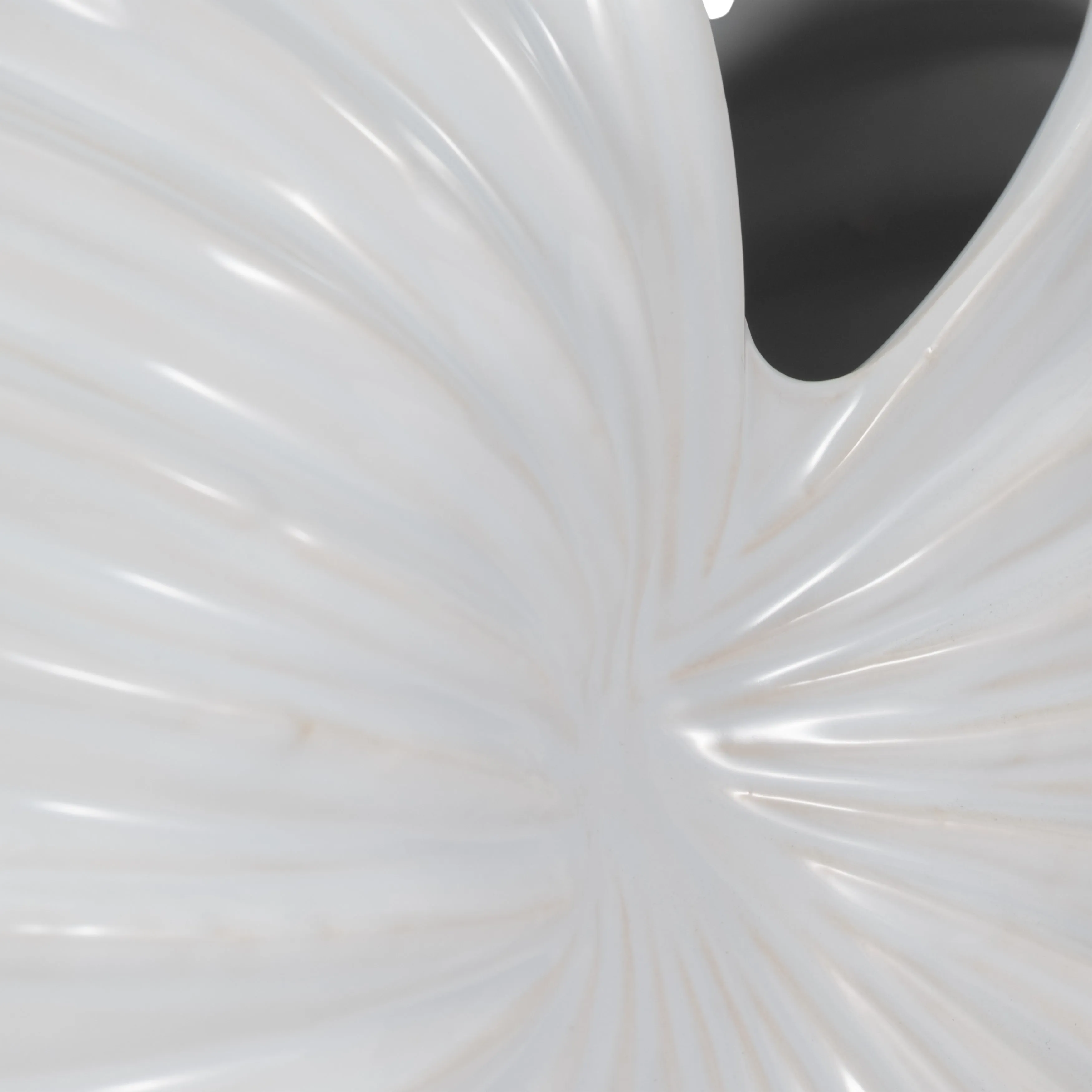 CER, 12" SHELL VASE, WHITE