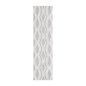 Dayna Diamond Runner Rug