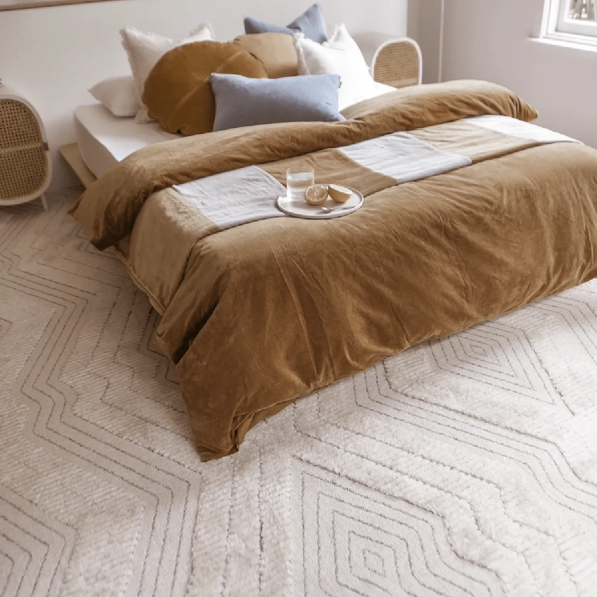 Dayna Diamond Runner Rug
