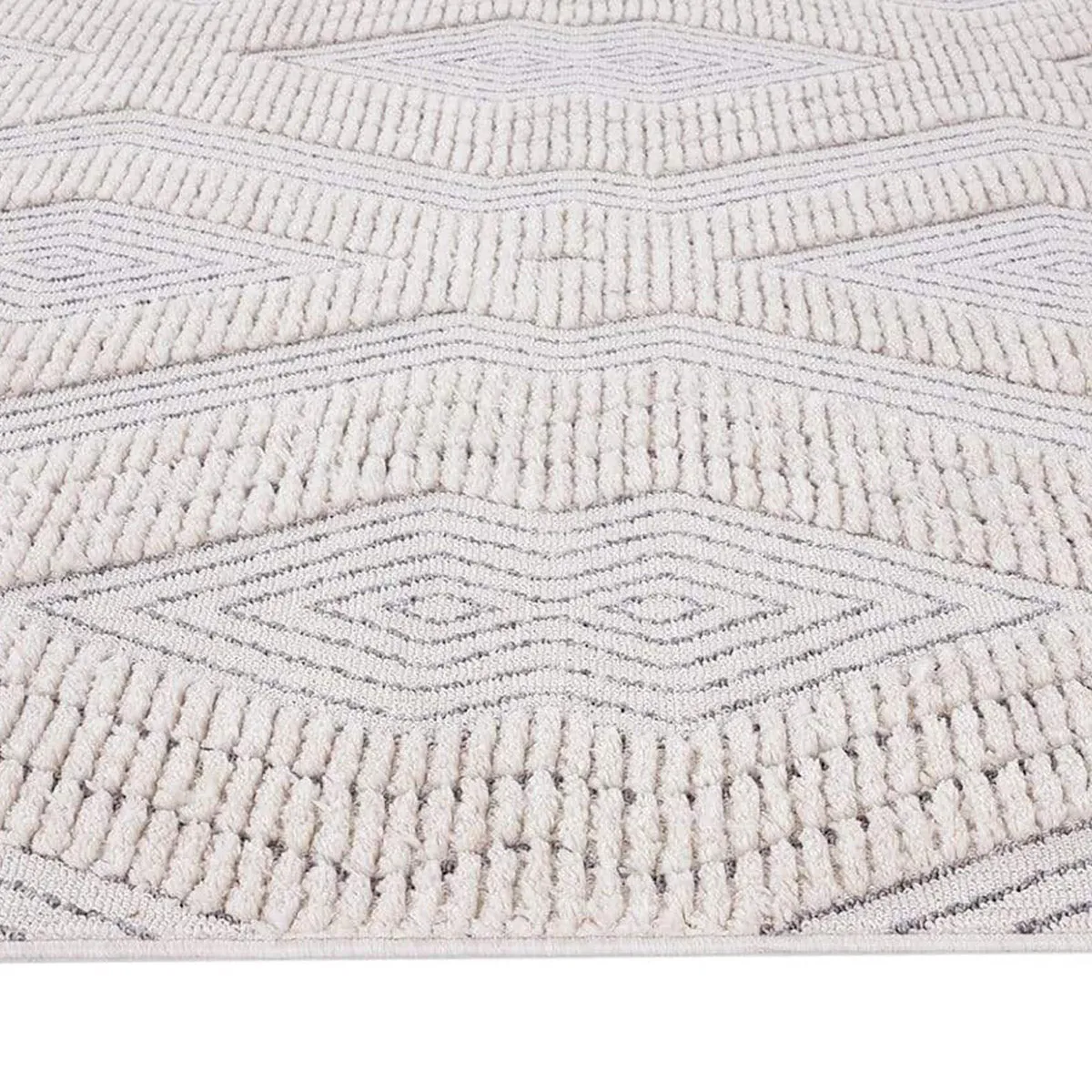 Dayna Textured Diamond Tribal Rug