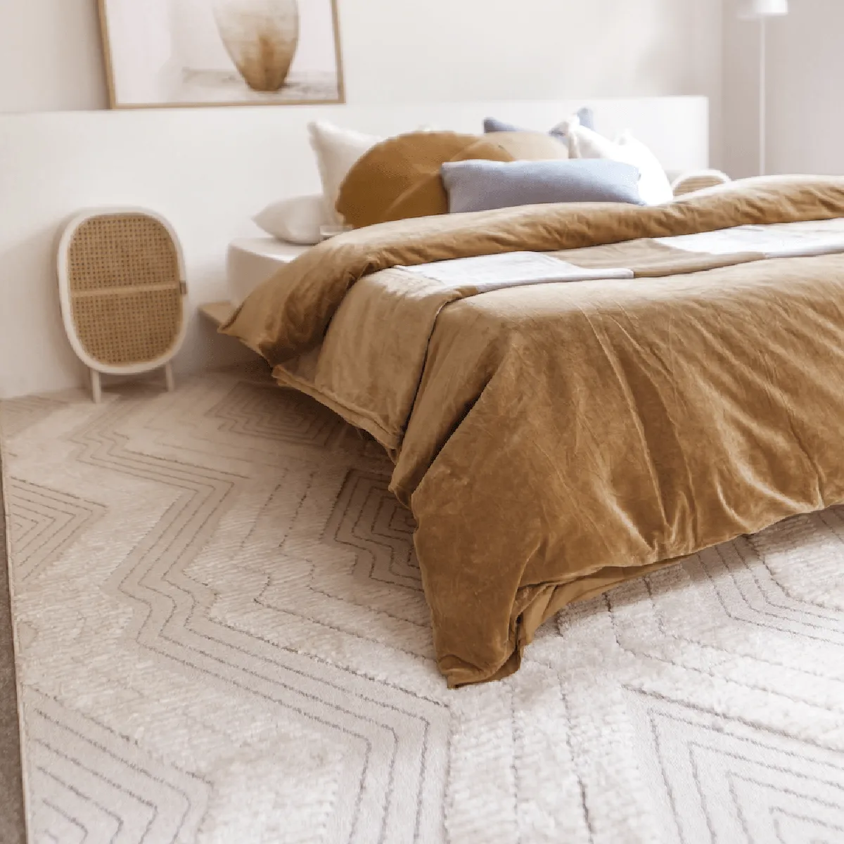 Dayna Textured Diamond Tribal Rug