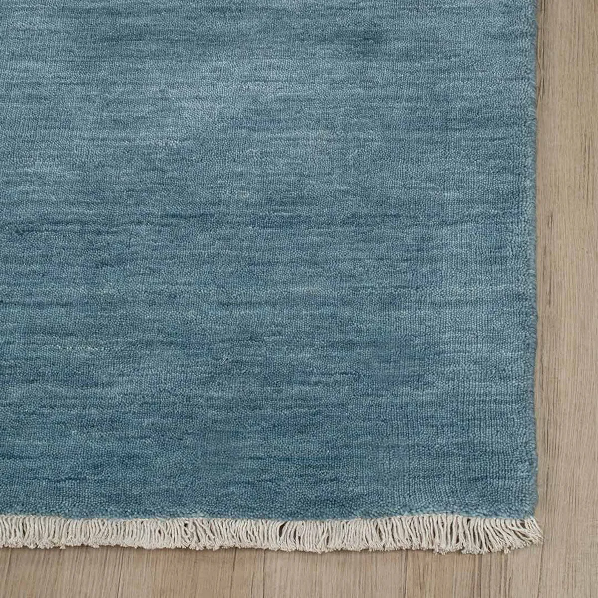 Diva Rug (Sky Blue)