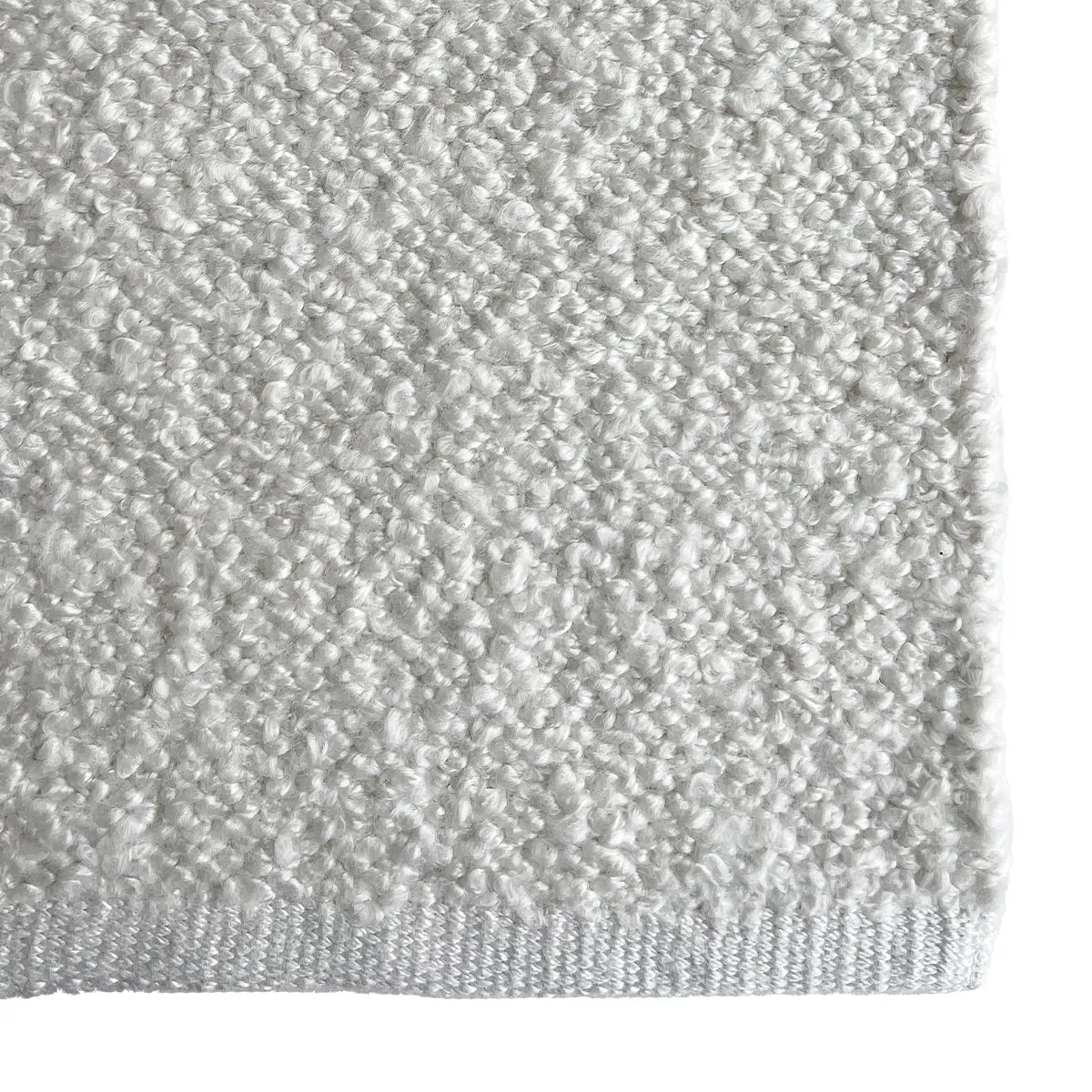 Finn Rug
