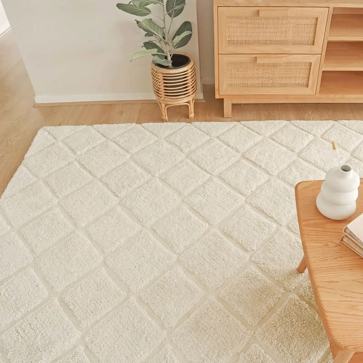 Gia Diamond Tribal PET Shag Rug