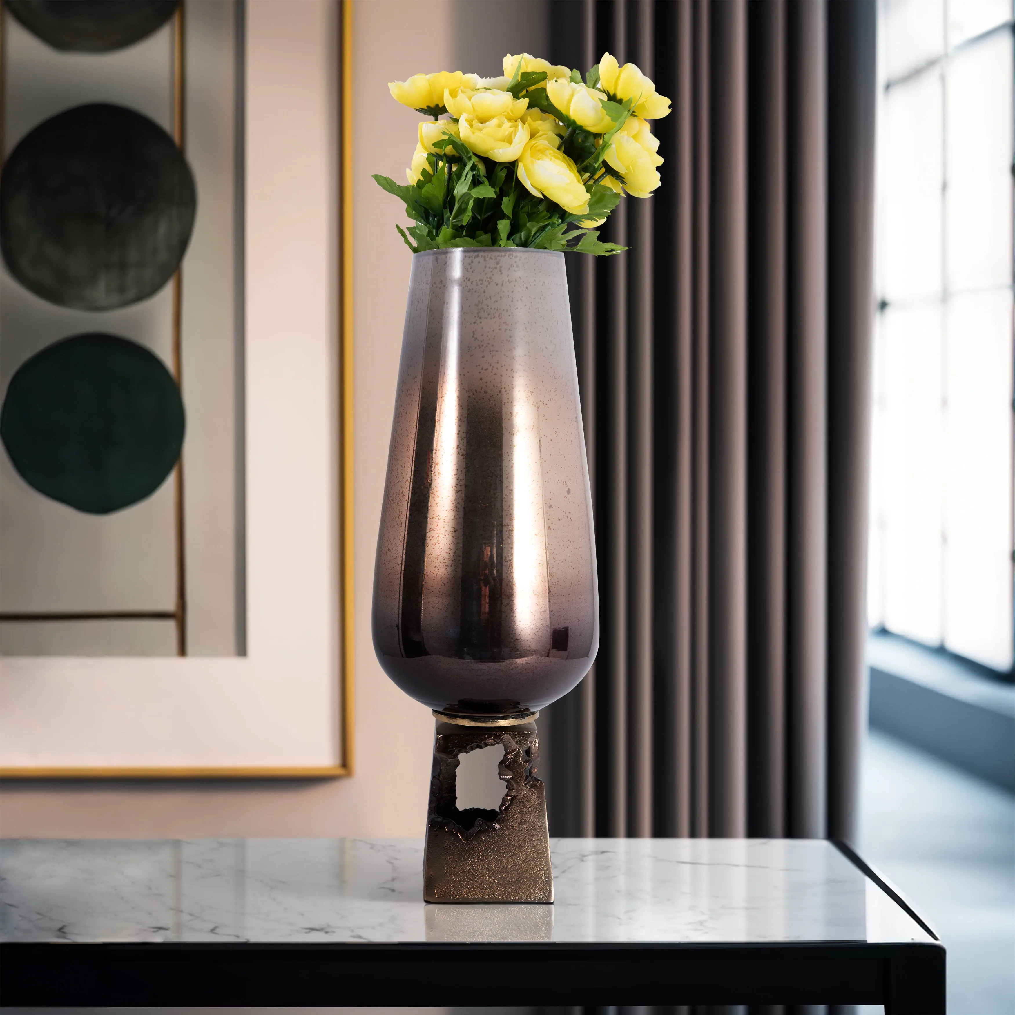 GLASS, 19"H VASE W/ METAL BASE, CHAMPAGNE