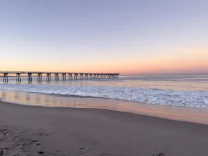 Hermosa Beach Pier By Kathy Mansfield (Framed) - Light Blue