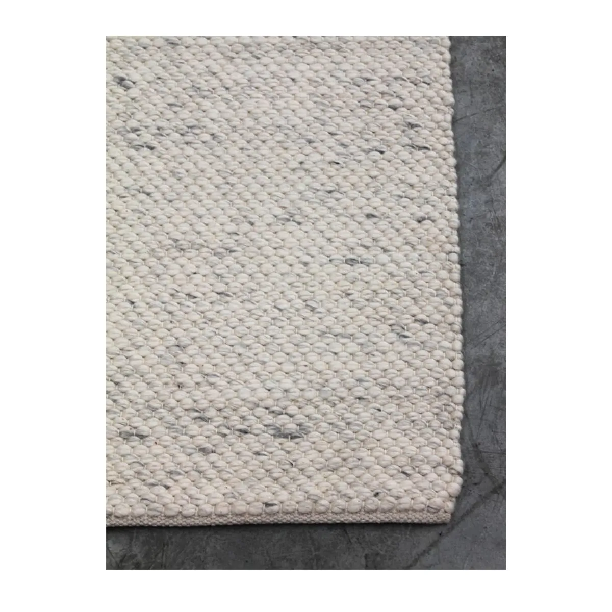 Hunter Rug (Ice)