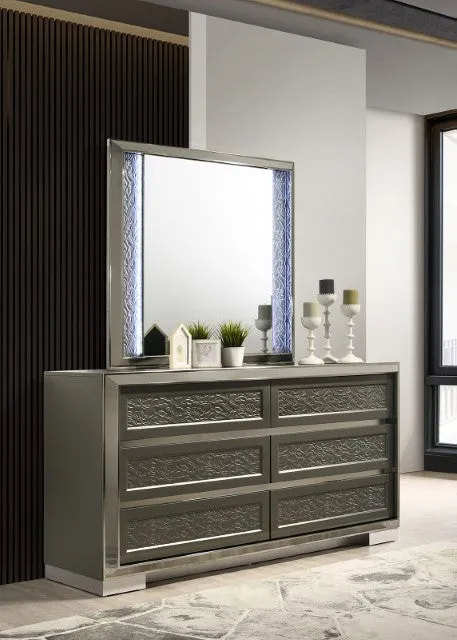 Leyland Dresser