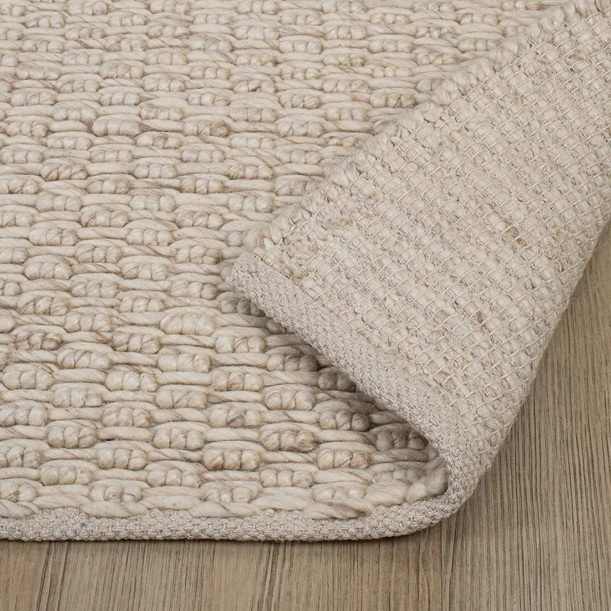 Marco Rug (Linen)