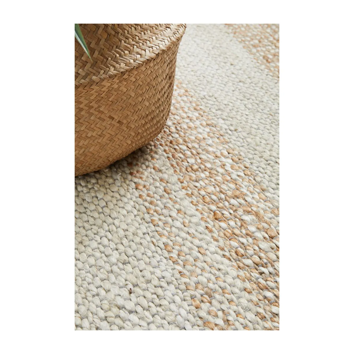 Noosa 555 Rug (Natural, White)