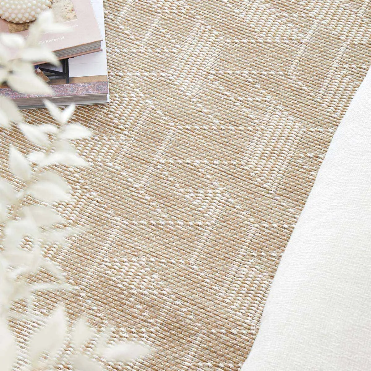 Patio Kudo Rug (Natural)