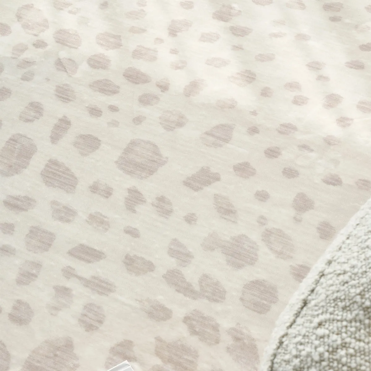 Revive Mila Rug