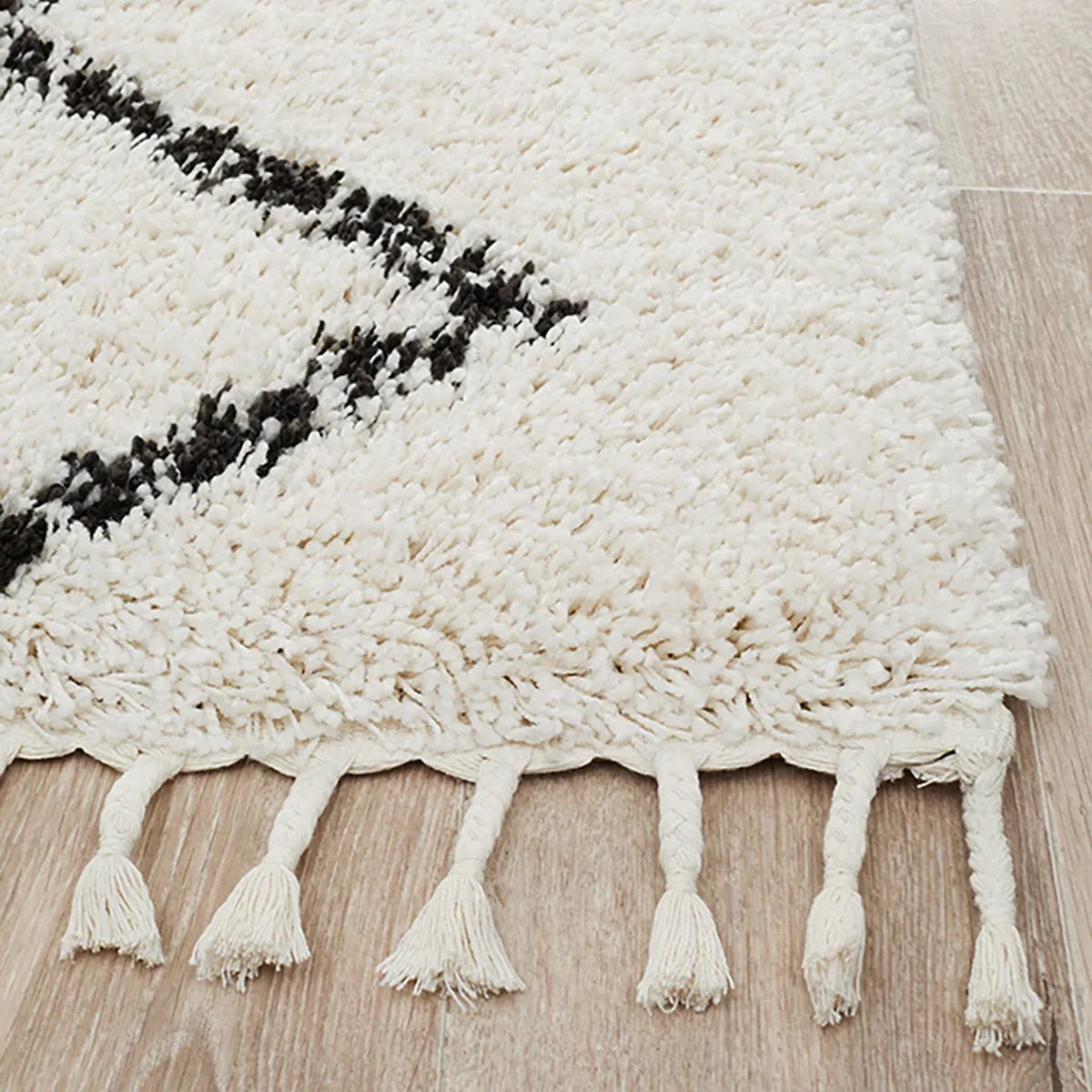 Saffron 11 Rug (White)