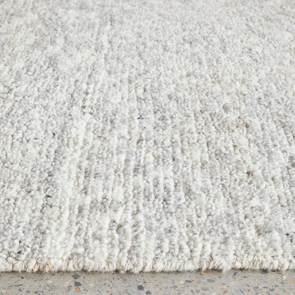 Travertine Rug (Silver)