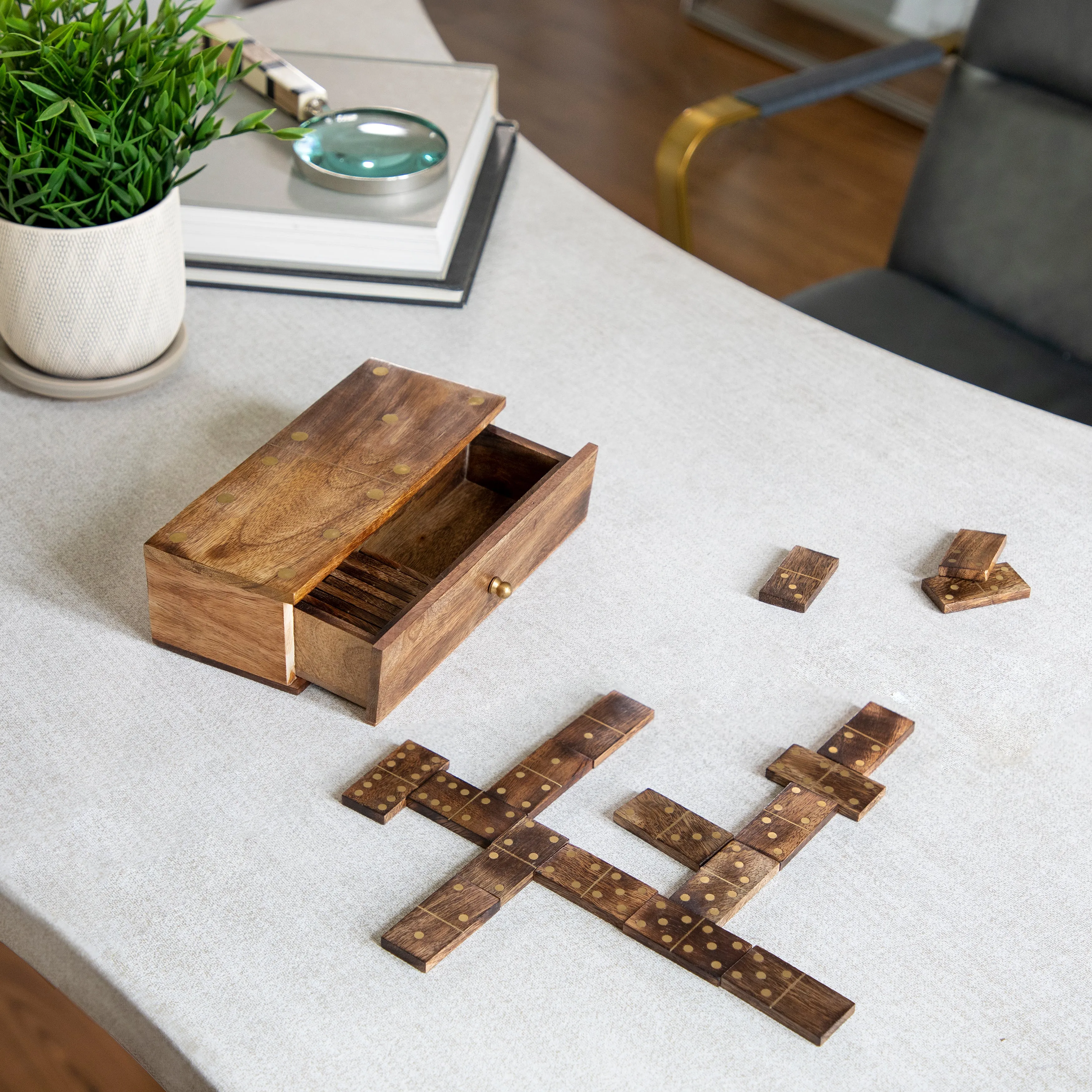 WOOD, 9X3 DOMINOES, BROWN